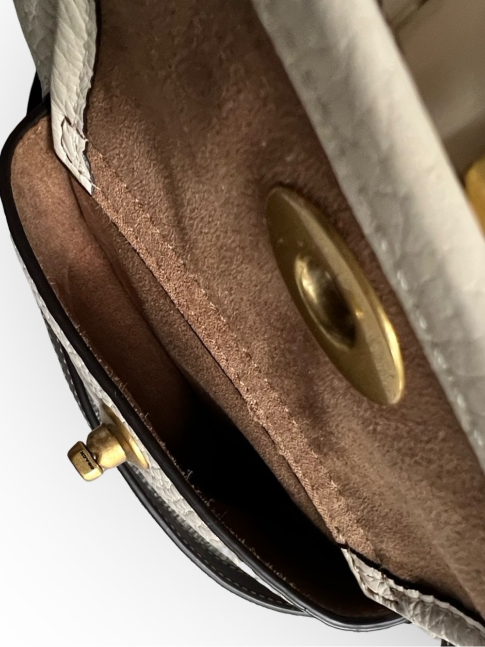 Coach Riya 21 Pebbled Leather Drawstring Bag in Cream with Brown Trim - Picture 8 of 16